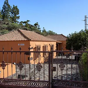la-bodega-fuencaliente-de-la-palma.in-canary-islands.com/